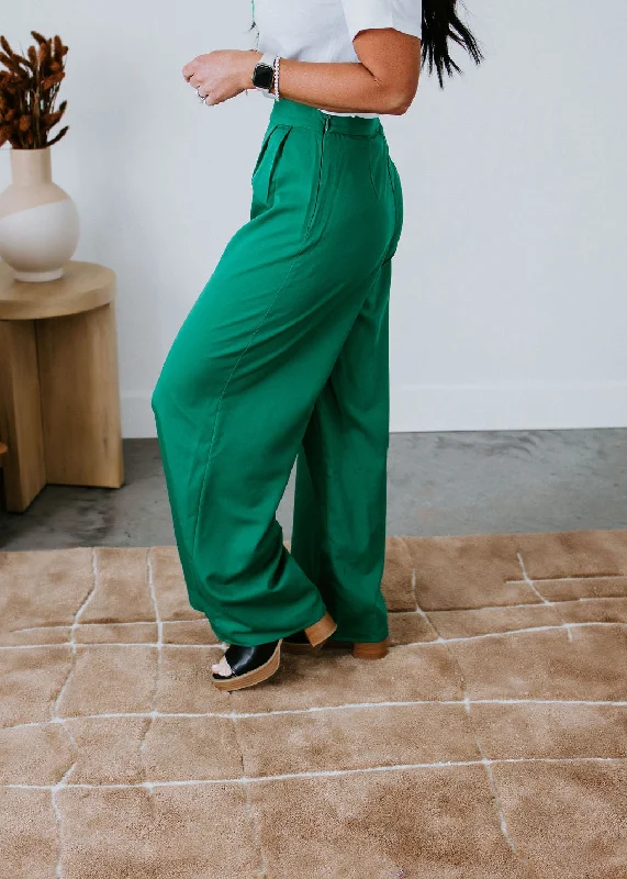 Power Moves Pleated Trouser