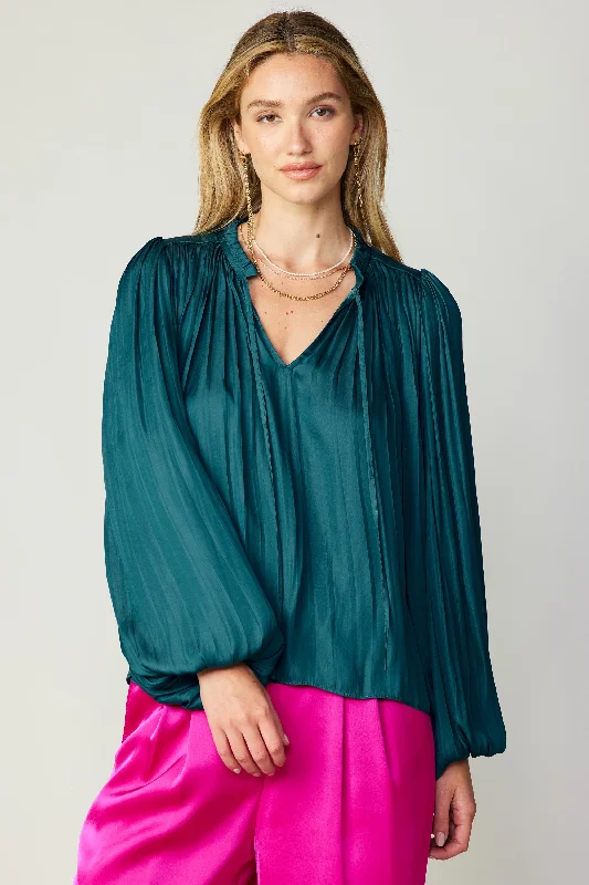 Pleated Puffed Sleeve Blouse