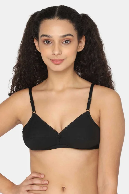 Naidu Hall Cotton Saree Bra with Decorative Neckline and Sweat-Absorbent Technology